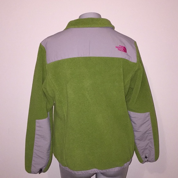 The North Face Denali jacket in green gray pink - Picture 2 of 4
